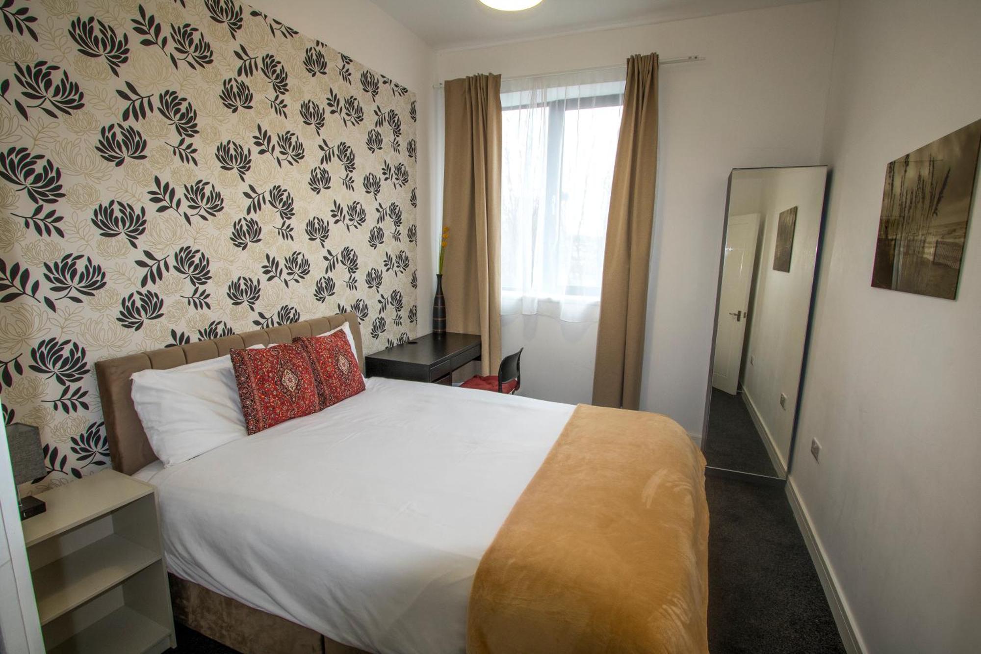 Ideal For Groups - Modern 2 Bedroom Apartment - Free Parking, Transit Links, Close To Stadiums Manchester Exteriör bild