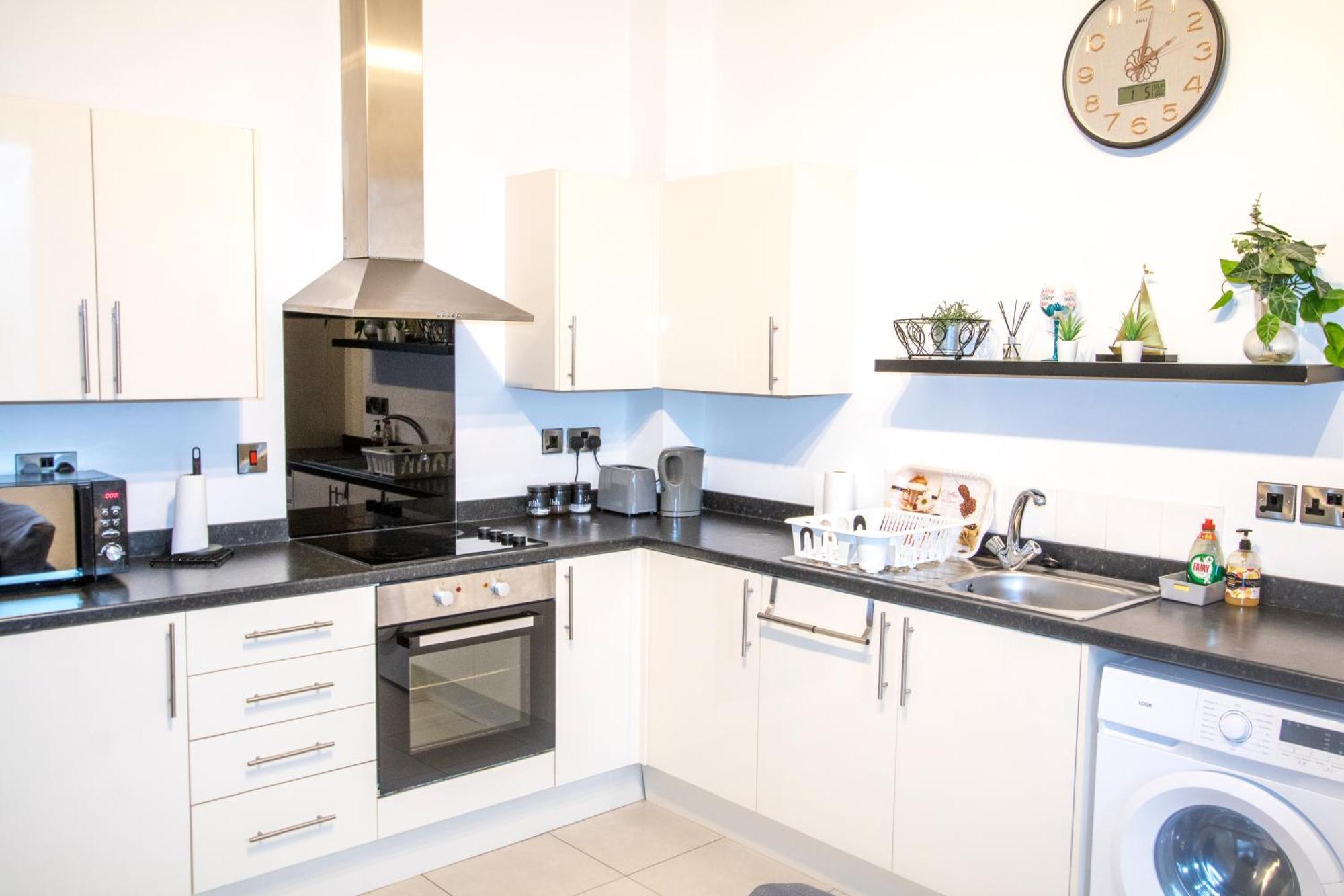 Ideal For Groups - Modern 2 Bedroom Apartment - Free Parking, Transit Links, Close To Stadiums Manchester Exteriör bild