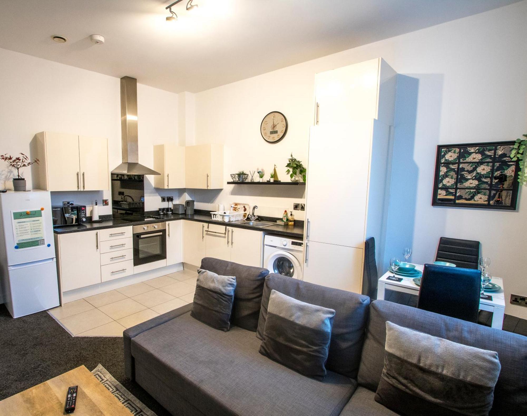 Ideal For Groups - Modern 2 Bedroom Apartment - Free Parking, Transit Links, Close To Stadiums Manchester Exteriör bild
