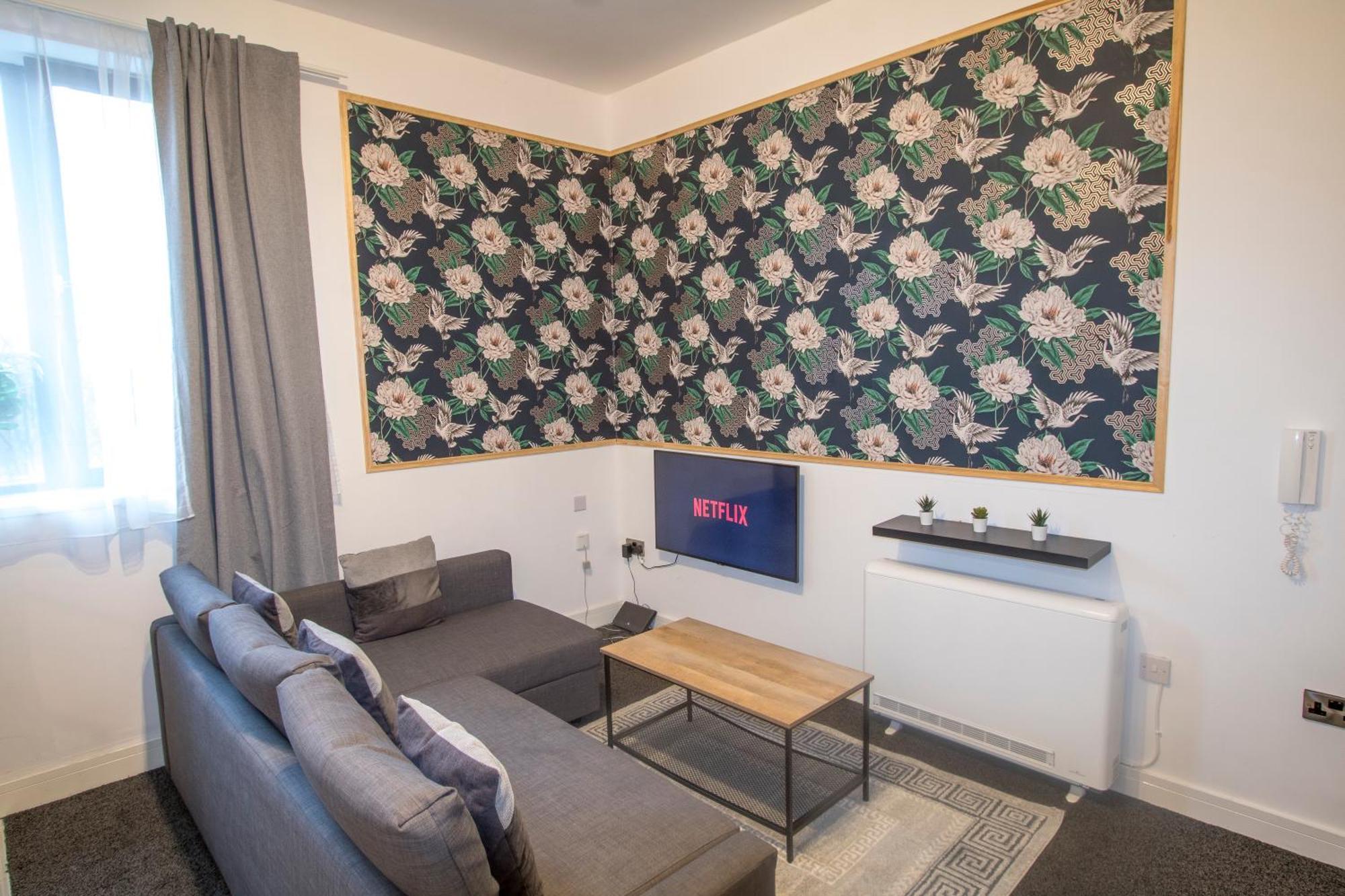Ideal For Groups - Modern 2 Bedroom Apartment - Free Parking, Transit Links, Close To Stadiums Manchester Exteriör bild